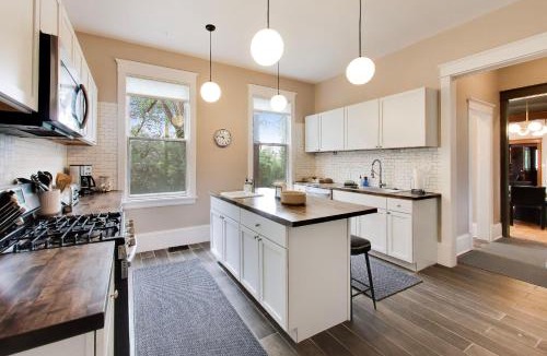 Michigan City Apartment | The Reunion House Moody Flat Unit!