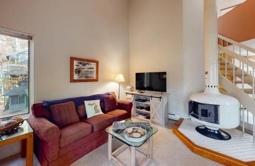 Maple City House | Hawks Nest 27