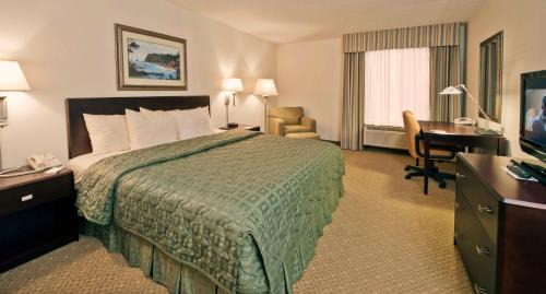 Ann Arbor Hotel | Ann Arbor Regent Hotel and Suites