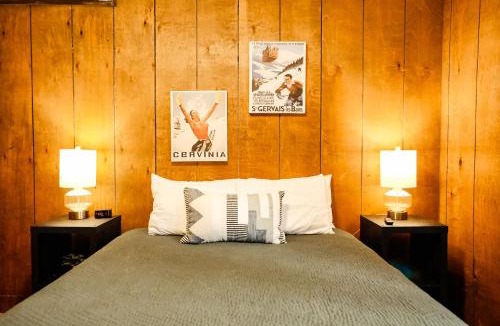 Bessemer Villa | Cozy Ski Lodge Condo I Alpen Villas at Powderhorn Mountain