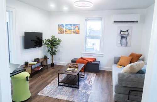 River Rouge Apartment | EconoPod 6