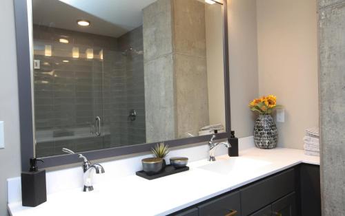 Warehouse District Apartment | Sable 501 - Luxury Two Story Loft