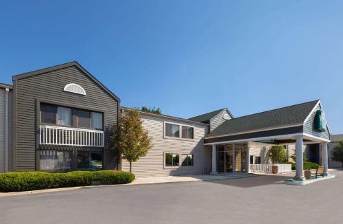 Sheboygan Hotel | La Quinta Inn by Wyndham Sheboygan