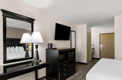 Carbondale Hotel | Best Western Saluki Inn