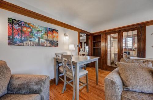 Bay View Apartment | Pet-Friendly Haven: Near Parks + 5 Min to Downtown