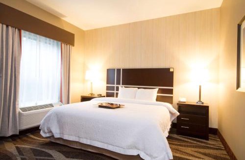 Marshall Hotel | Hampton Inn Marshall