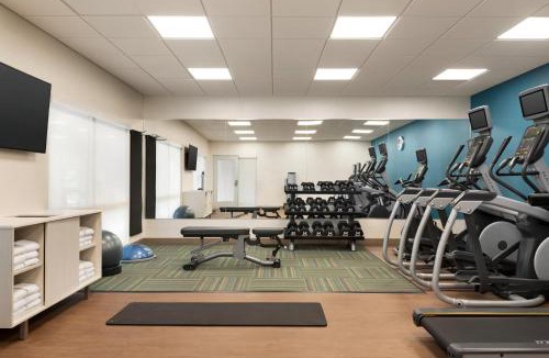 Beaver Dam Hotel | Holiday Inn Express & Suites - Beaver Dam by IHG
