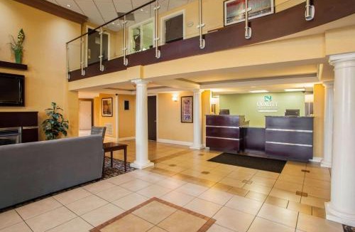 St. Charles Hotel | Quality Inn & Suites St Charles -West Chicago
