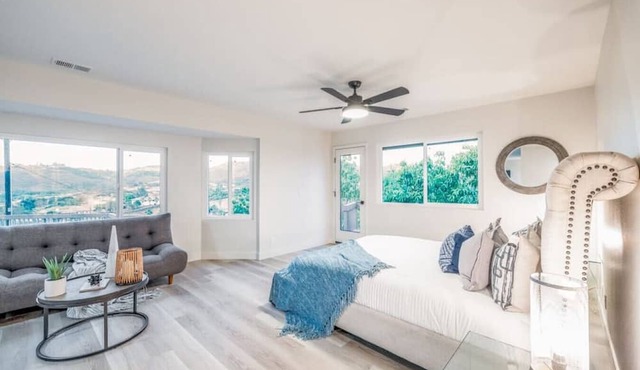Canyon's End - Expansive private getaway! in Vista