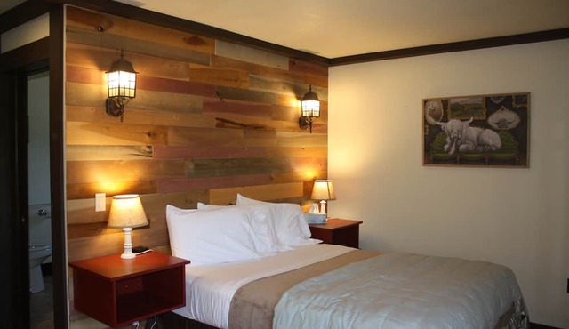 Highland Lodge