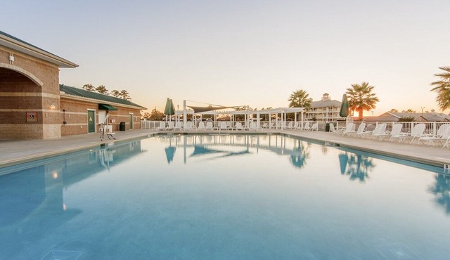 Beautiful 2 bedroom unit at resort, sleeps 6 in Conroe