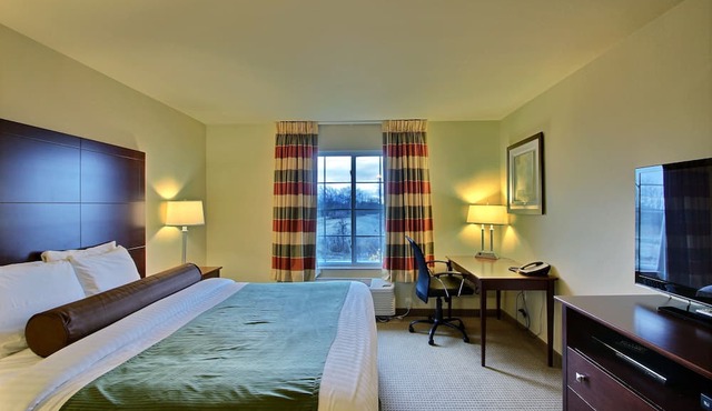 AmericInn by Wyndham Oshkosh