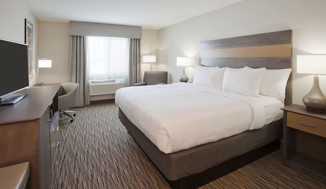 GrandStay Cannon Falls