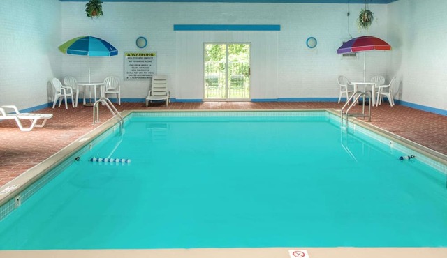 Days Inn by Wyndham Portage/Indiana Dunes National Park