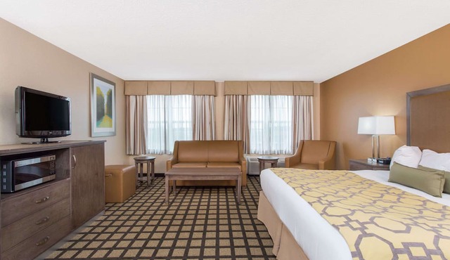 Baymont by Wyndham Plymouth