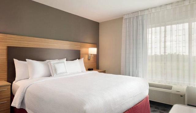 TownePlace Suites by Marriott Milwaukee Grafton