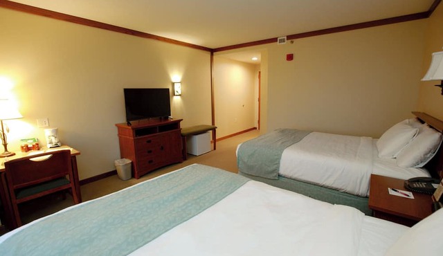Sauder Village Heritage Inn