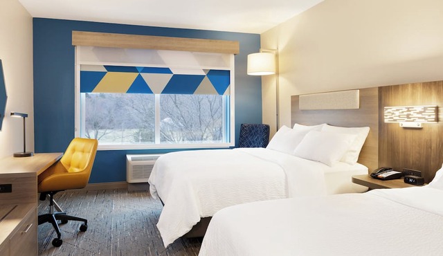 Holiday Inn Express Plainwell by IHG