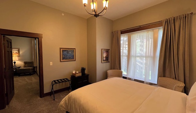 Charleston House Bed & Breakfast Inn