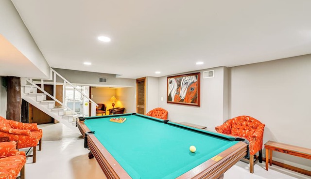 Walk to UK Campus: Charming Home w/Patio!
