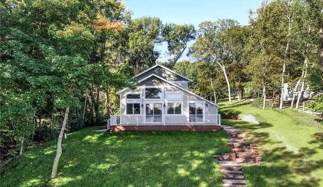 West Mcdonald Lake Home, Dent, MN
