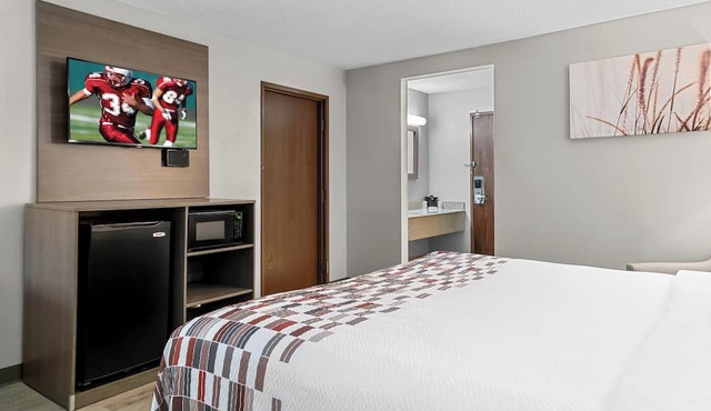 Red Roof Inn Flint