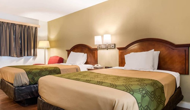 Econo Lodge Holland - Toledo