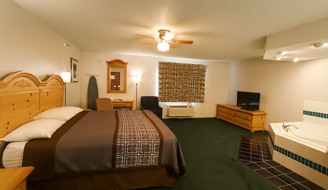 Royal Inn & Suites