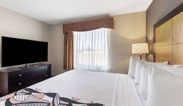 Best Western Inn & Suites - Midway Airport