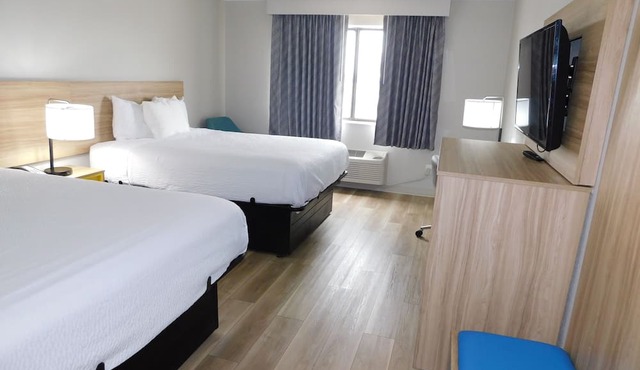 Days Inn by Wyndham Effingham