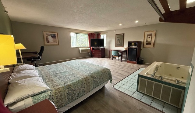 Coldwater Inn & Suites near I 69