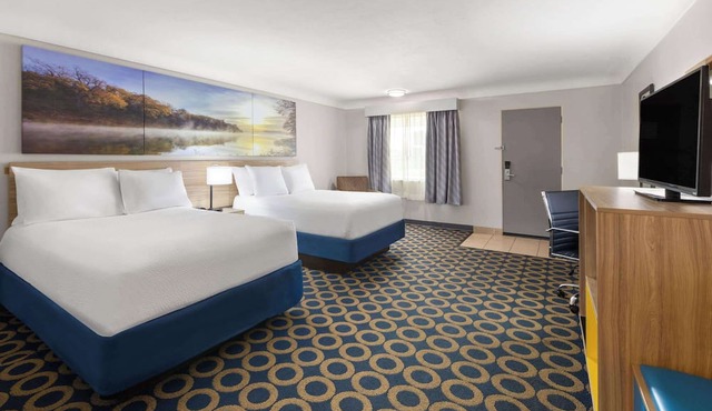Days Inn by Wyndham Wauseon