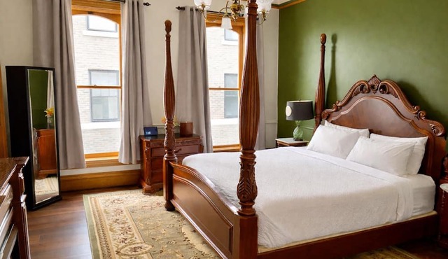The Kalamazoo House Downtown Hotel & Suites