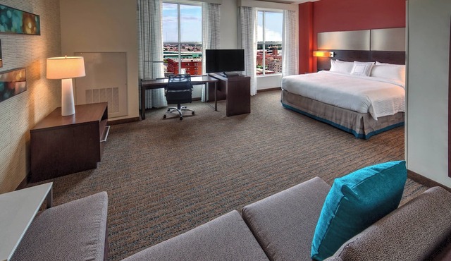 Residence Inn by Marriott Kansas City Downtown/Convention