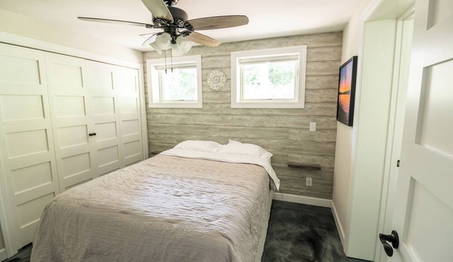 Amazing Lake Wisconsin Views! Newly Remodeled Cottage with Modern Amenities!
