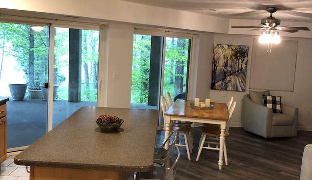 Lake Front ~ Family Friendly ~ Private Dock with Amazing Views ~ Modern Upgrades