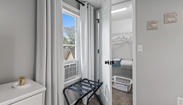 Comfy Nook- 2Bed, 20 Minutes from Wisconsin Dells