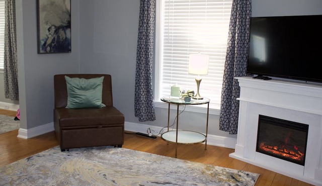 House in Dogtown walking distance to the Zoo and Restaurants in St. Louis
