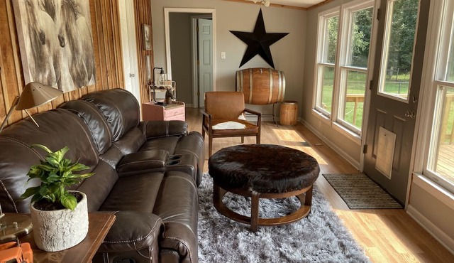 Peaceful Sheep Farm in Austin - Pet Friendly! in Austin