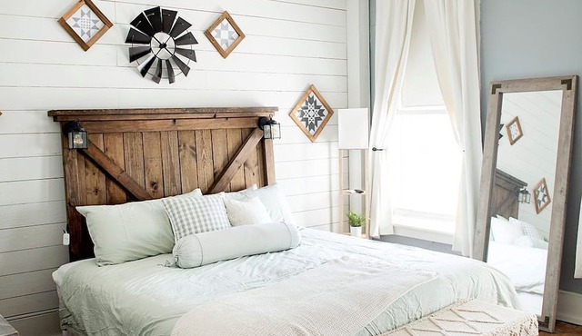 The Farmhouse Loft "Greene County's Guesthouse" in Carrollton