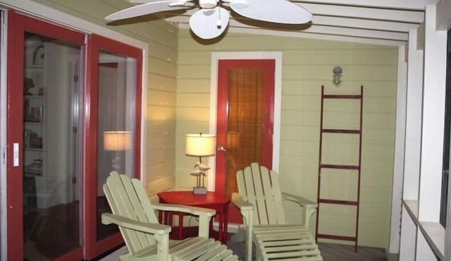 Beautiful Home in Old Seagrove with Pool, Walking Distance to Seaside - 5 STAR! in Santa Rosa Beach
