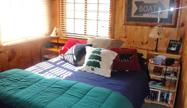 'Private Island Get-A-Way' Lake Vermilion-Cook *SPECIALS*Email/Call to ask!