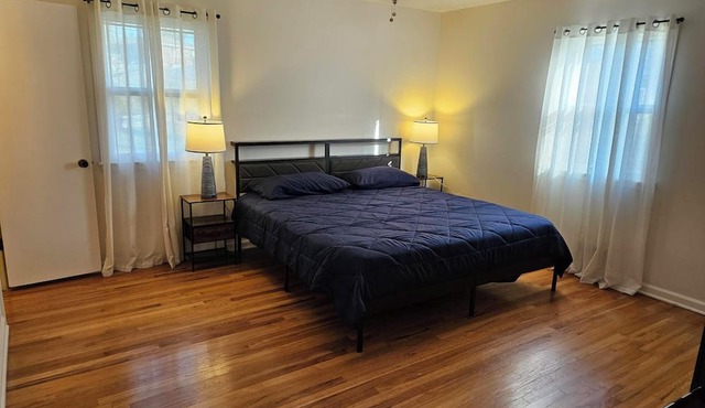 Comfortable 3-bedroom home in beautiful Kansas City with AC for FIFA World Cup. in Kansas City
