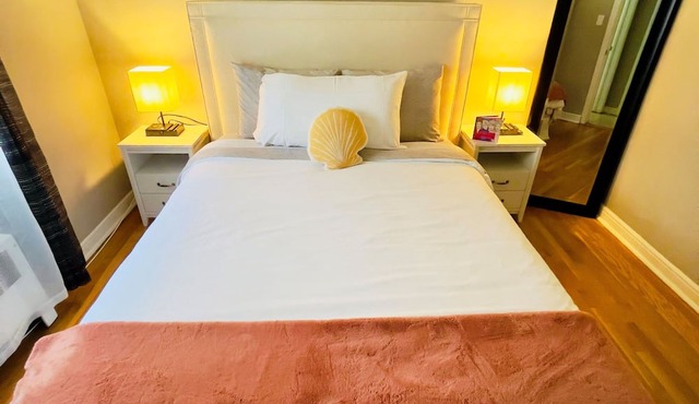 Comfortable 2-Bedroom Getaway, family friendly.