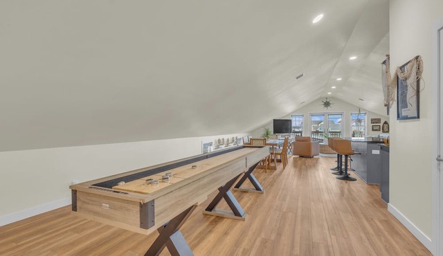 NEW Riverfront Loft - FANTASTIC location w/stunning views - on the boardwalk!