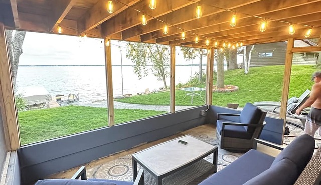 4-bedroom lake home on beautiful Green Lake, Spicer, MN! in Spicer