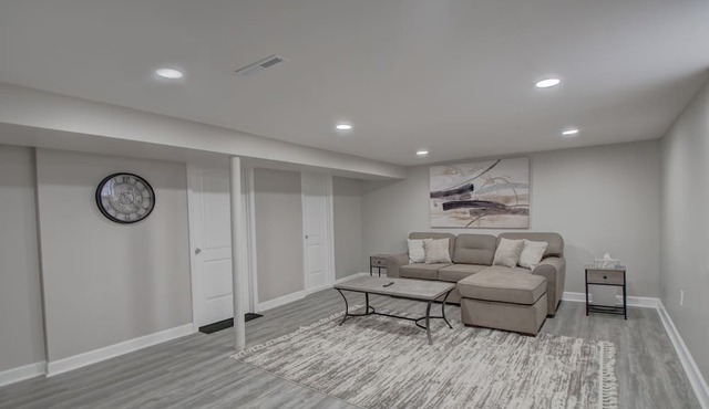 Stylish Home Near BP/Hospitals