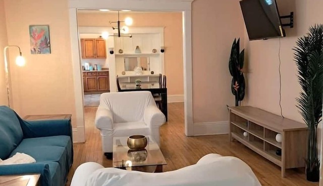Siyeh Sage Flat DT Minneapolis