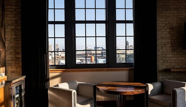 3 Premium Loft 2 Queen Beds at The Iron Horse Hotel, Pet-friendly Property!