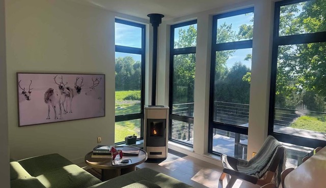 Tradstuga: low impact luxurious lakeside logi in North Hero